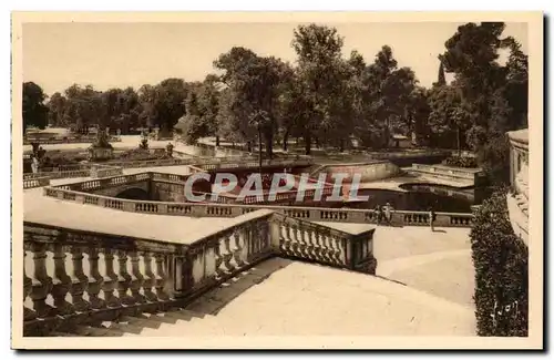 Nimes Ansichtskarte AK Jardin de la fontaine Les bains romains