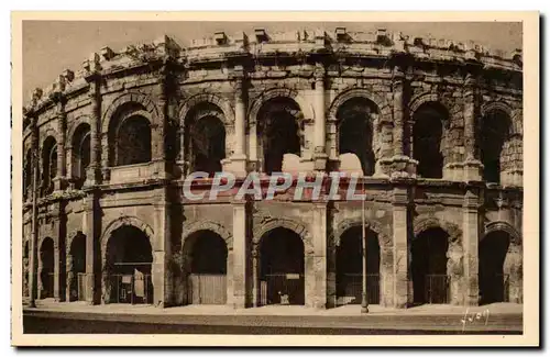 Nimes Ansichtskarte AK Vue exterieure des arenes