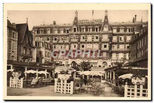 Trouville - La Reine des Plages - Hotel de Paris et le Cancaniere Cartes postales