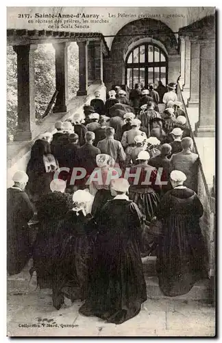 Saint Anne d&#39Auray - Le Pelerins gravissant - Les Marches de la Scala Sancta - Ansichtskarte AK