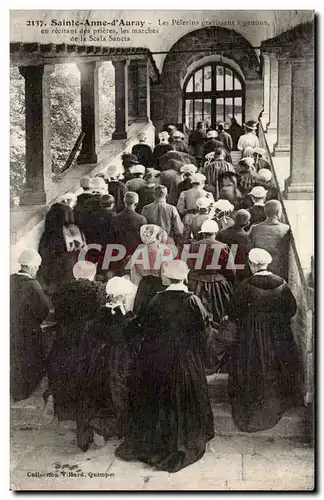 Saint Anne d&#39Auray - Le Pelerins gravissant - Les Marches de la Scala Sancta - Cartes postales