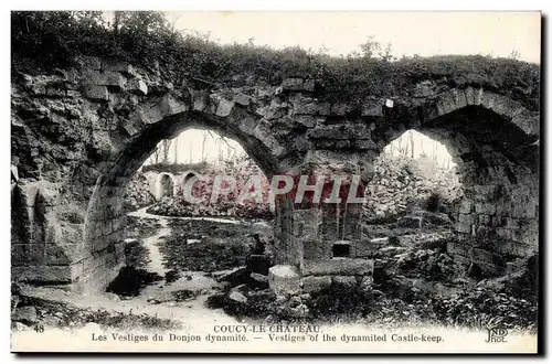 Couchy le Chateau - Les Vestiges du Donjon dynamite - Ansichtskarte AK