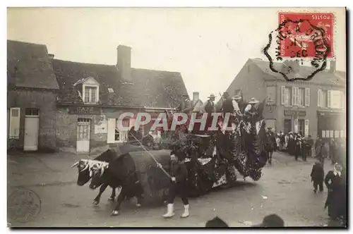 CARTE PHOTO La Bondonniere Taureaux - Animaux - Char - Fete - Defile Ansichtskarte AK