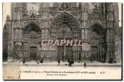 Cartes postales Tours Portes d&#39entree de la cathedrale