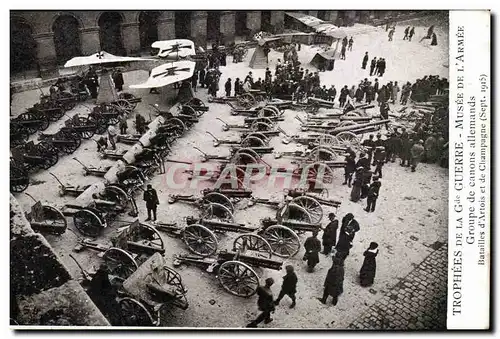 Guerande - Musee de l&#39Armee - Groupe de Canons Allemands - Militairia - Guerre Cartes postales