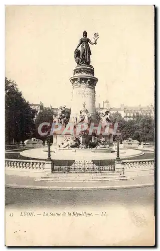 Lyon - La Statue de la Republique - Cartes postales