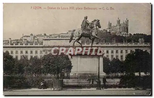 Lyon - Statue de Louis XIV - Place Bellecour - Cartes postales