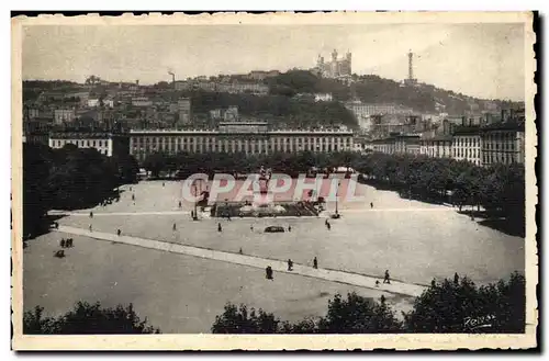 Lyon - Place Bellecour - Vue d&#39Ensemble - Cartes postales