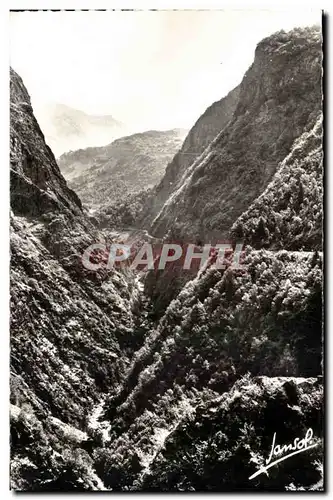 Ansichtskarte AK Sur la route du barrage du Chambon