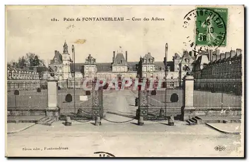 Fontainebleau - Cour des Adieux - Cartes postales