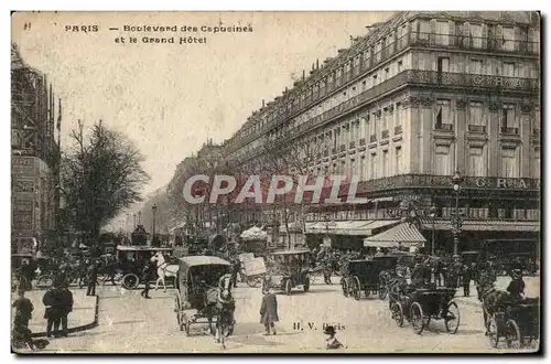 Paris - 9 - Boulevard des Capucines - et le Grand Hotel Cartes postales