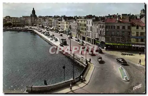 La Rochelle Cartes postales moderne Le quai Duperre (Tout va bien)