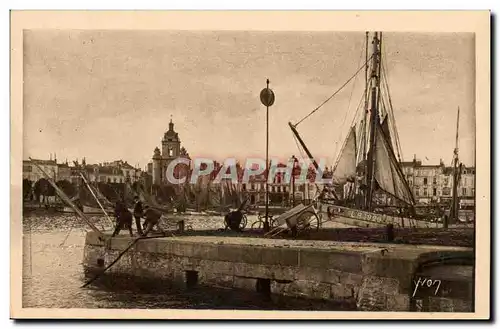 La Rochelle Ansichtskarte AK Une vue des quais + publicite Chicorees a la bergere Koka Les plus reputees (cafe)