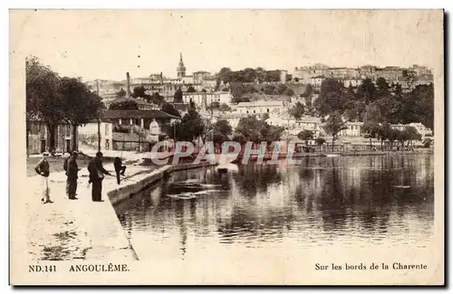 Angouleme Ansichtskarte AK Sur les bords de la Charente