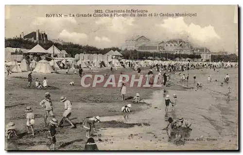 Royan Ansichtskarte AK La grande conche a l&#39heure du bain et le casino municipal