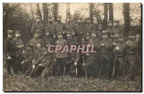 Ansichtskarte AK Militaria CARTE PHOTO Regiment soldats