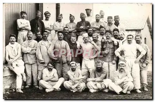 Cartes postales Militaria CARTE PHOTO Regiment Montereau
