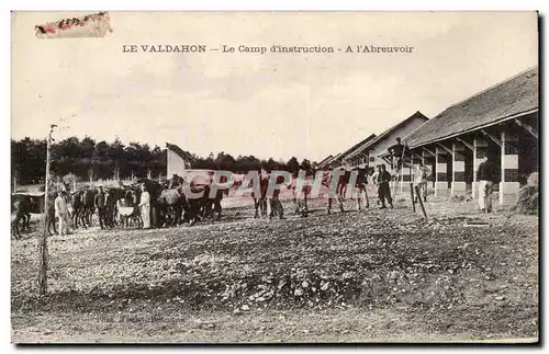 Cartes postales Militaria Le Valdahon Le camp d&#39instruction a l&#39abreuvoir (cheval chevaux)