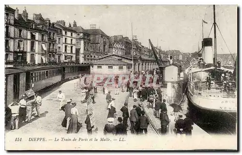 Dieppe - Le train de Paris a la Maile - bateau Cartes postales