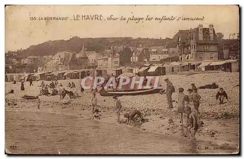 Le Havre - Sur la Plage les Enfants s&#39amusent - Cartes postales