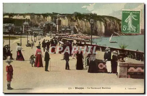 Dieppe - Le Boulevard Maritime - Cartes postales