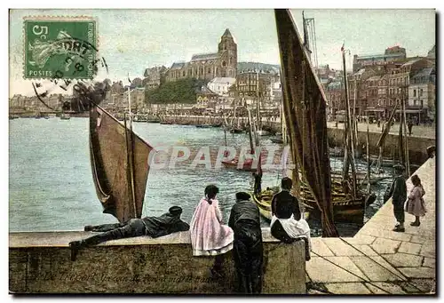 Le Treport - Un Coin du Port - Cartes postales