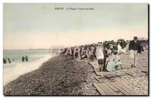 Dieppe - La Plage a l&#39heure du bain Ansichtskarte AK