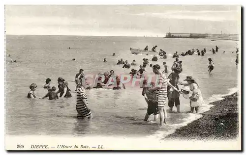 Dieppe - L&#39Heure du Bain Cartes postales