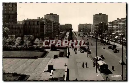 Le Havre - Avenue Foch et la Porte Oceane - Cartes postales