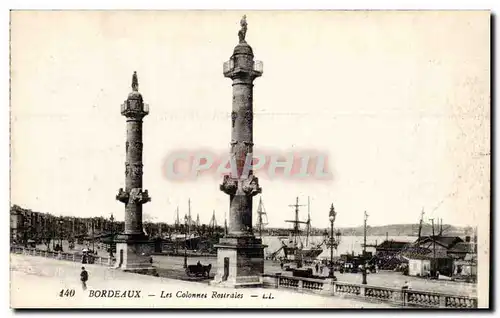 Bordeaux Cartes postales Les colonnes rostrales