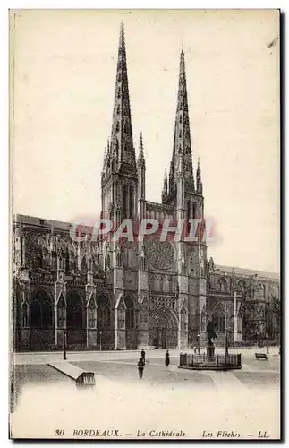 Bordeaux Ansichtskarte AK La cathedrale Les fleches