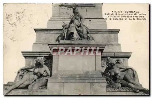 Ansichtskarte AK Bordeaux Motif du monument des Girondins La Garonne et la Gironde