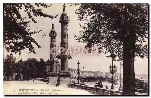 Bordeaux Ansichtskarte AK Les colonnes rostrales Place des Quinconces