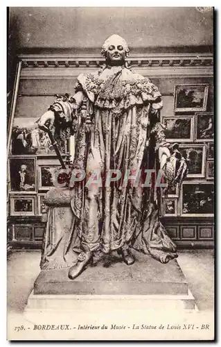 Bordeaux Cartes postales Interieur du musee La statue de Louis XVI
