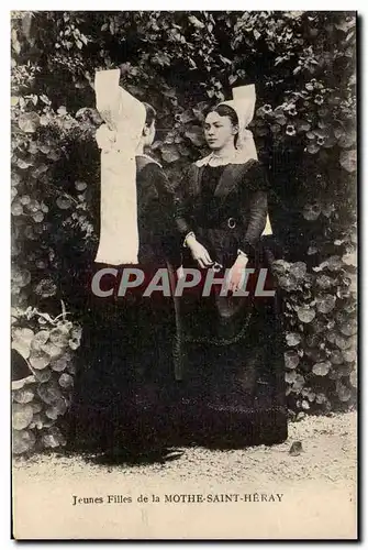 Deux Sevres - La Mothe Saint Heraye - Jeunes Filles - Cartes postales