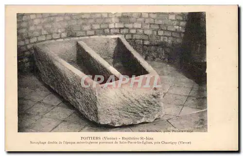 Poitiers - La Baptistere Gallo Romain -Saint Jean du IV siecle - Sarcophage double Ansichtskarte AK