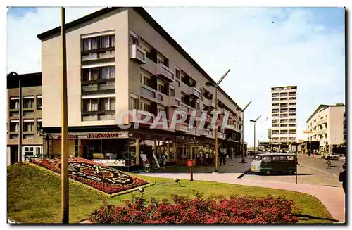 Calais - L&#39Horloge Florale et la Place d&#39Armes Cartes postales