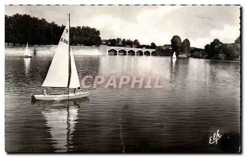 Toulouse - Promenade en Yacht sur la Garonne devant le Pont de Tounis Cartes postales