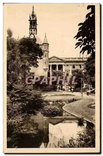 Toulouse - Le Donjon du Capitole et le Square Cartes postales