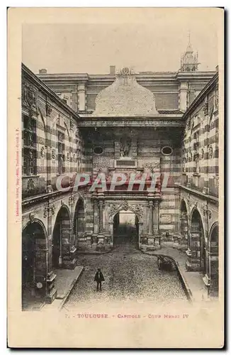 Toulouse - Capitole - Cour Henri IV - Cartes postales