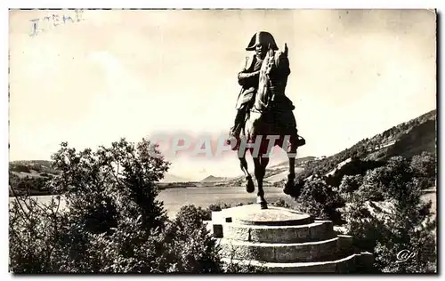 Cartes postales Laffrey Statue de Napoleon (par Fremiet) et le lac