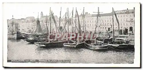 Cartes postales Boulogne sur Mer Bateaux de peche dans le port (bateau boat ship)