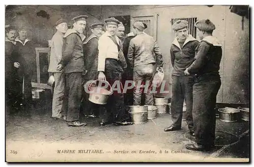 Ansichtskarte AK Marine militaire Service en escadre a la Cambuse (bateau boat ship marin marins)