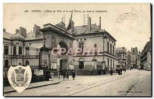 Nantes Cartes postales L&#39hotel de ville et la rue Thiers Au fond la cathedrale