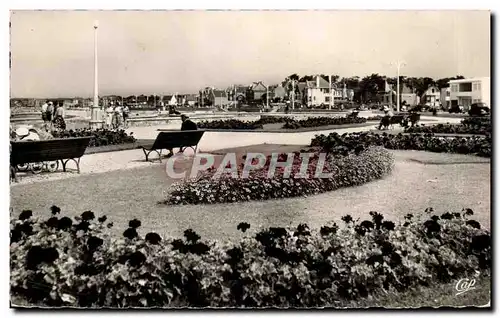 Pornichet Cartes postales moderne Les jardins du remblai