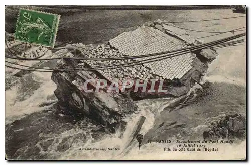 Nantes Cartes postales Ecroulement du pont Maudit 16 juillet 1913 Pile du cote Quai de l&#39hopital