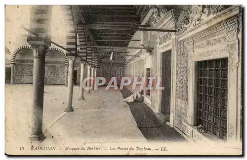 Tunisie Cartes postales Kairouan Mosquee du Barbier Les portes du tombeau