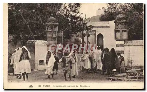 Tunisie Cartes postales Tunis Mauresques sortant du cimetiere