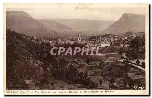 Auvergne Cantal Ansichtskarte AK Massiac Vue generale au fond les rochers de Ste Madeleine et St Victor