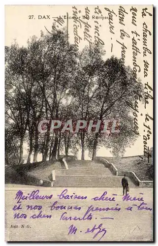 DAx Cartes postales L'escalier et les remparts